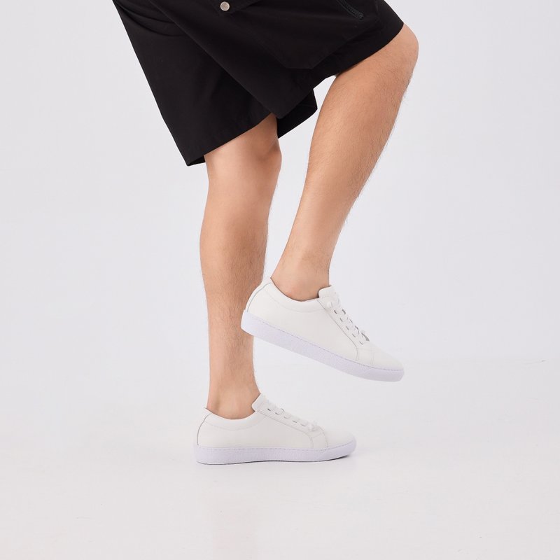 【圣诞派对 穿搭】MUSE 男鞋-天使白 附双色松紧鞋带 - 男款运动鞋/球鞋 - 真皮 白色