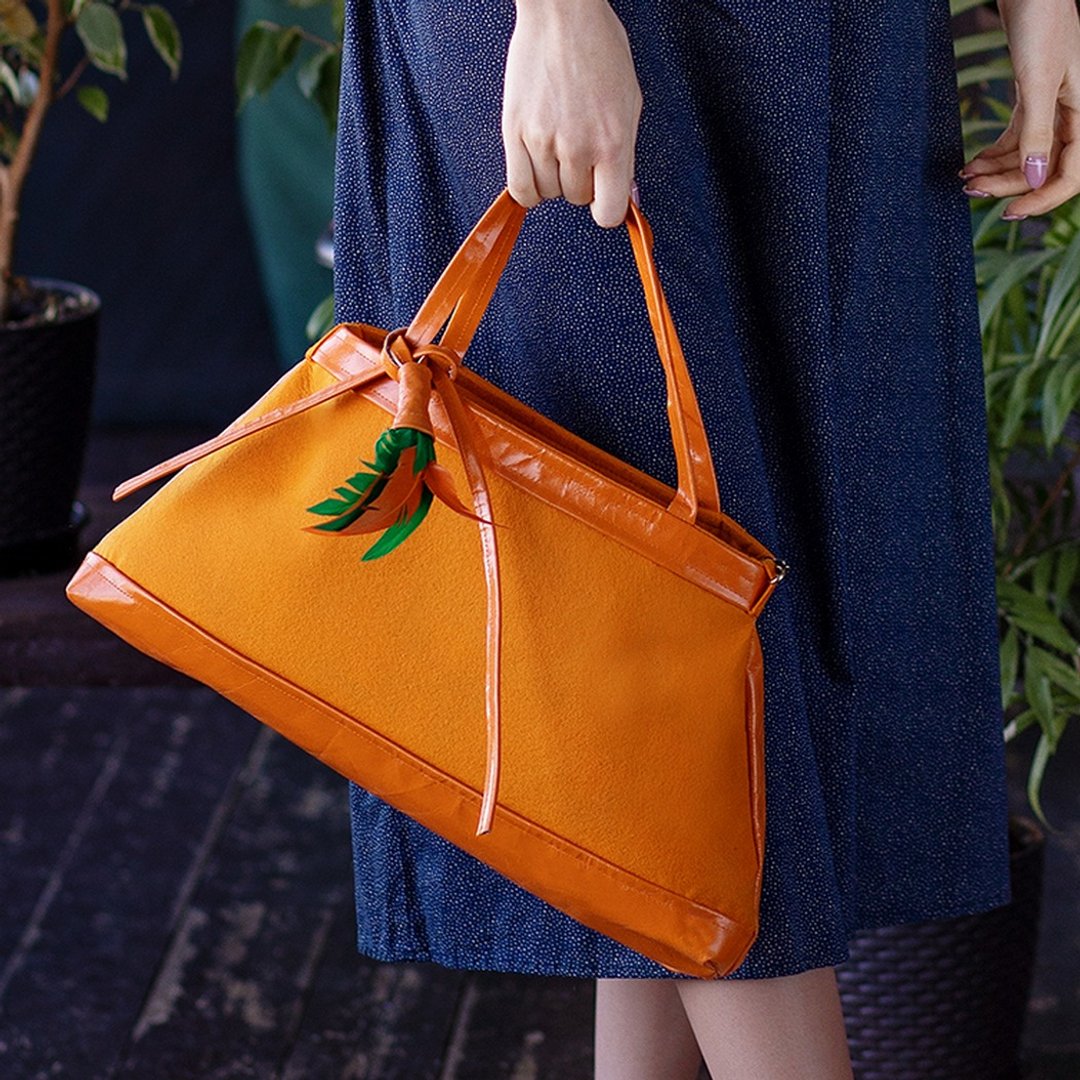 Orange Handbag Bag. Felt fabric + genuine leather. Handmade. - 手提包/手提袋 - 真皮 橘色