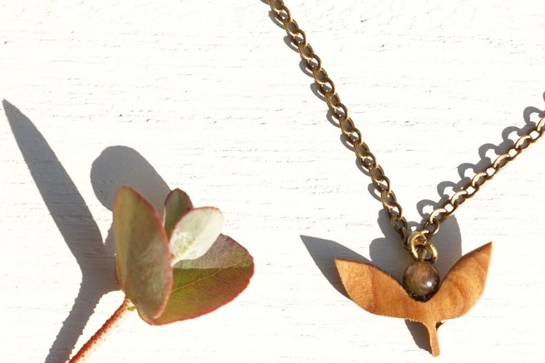 young leaf necklace - 项链 - 木头 咖啡色