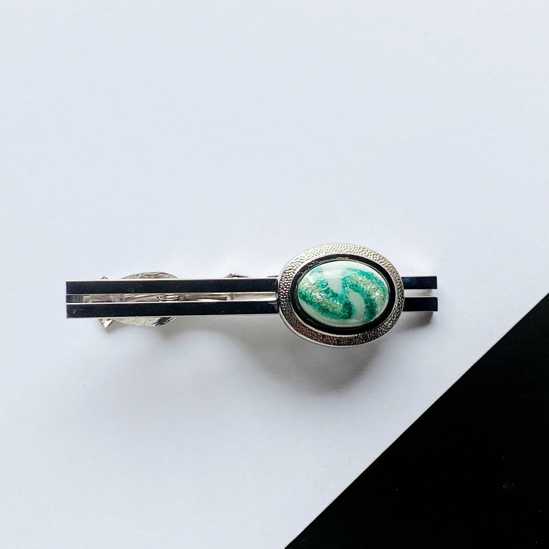 Andromeda [Emerald Emerald] Tie Pin Pure Silver Foil Chirashi Cloisonne - 领带/领带夹 - 其他材质 绿色