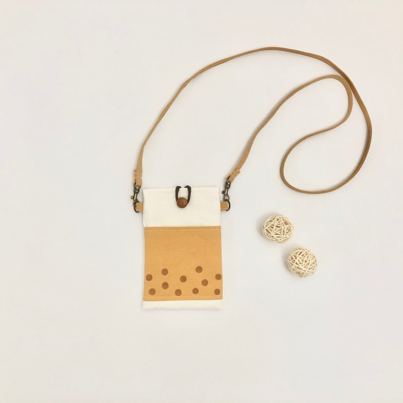 手绘挂着布丁珍珠奶茶走手机套 生日礼物 送礼 - 其他 - 棉．麻 黄色