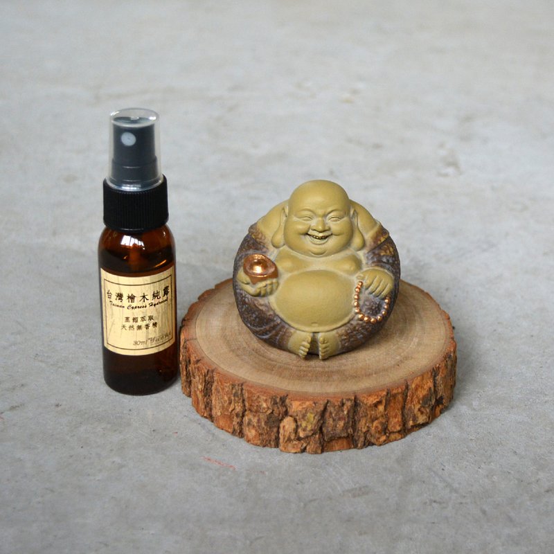 弥勒佛原木扩香垫(送限量桧木纯露) - 香薰/精油/线香 - 塑料 咖啡色