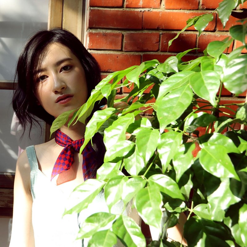 Mille Plateaux 法式时尚精品印花纯丝方巾 - 手帕/方巾 - 丝．绢 橘色