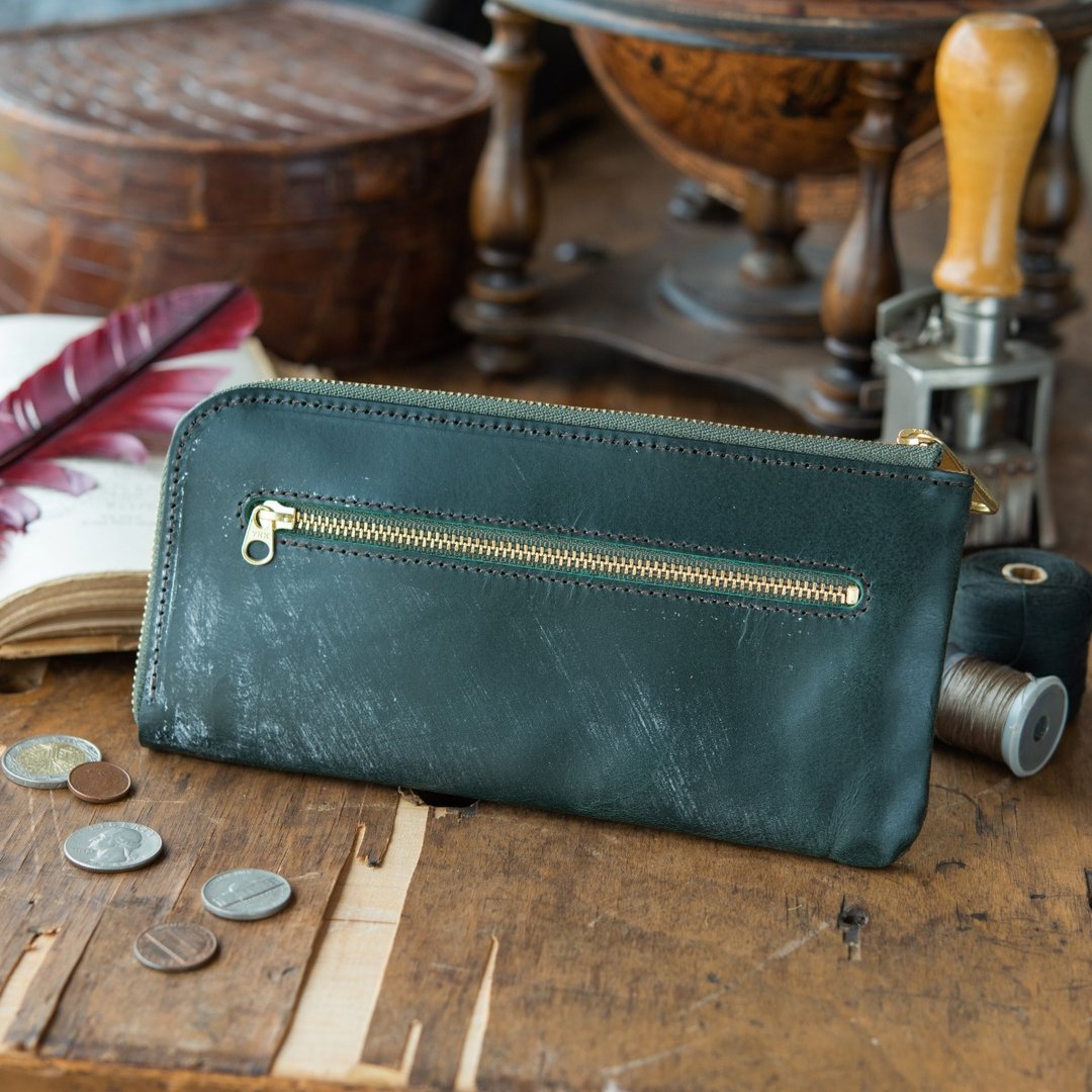 Made in Japan Cowhide Bridle made in JAPAN handmade leather wallet Thomas Ware Bridle made in JAPAN handmade leather wallet - 皮夹/钱包 - 真皮 绿色