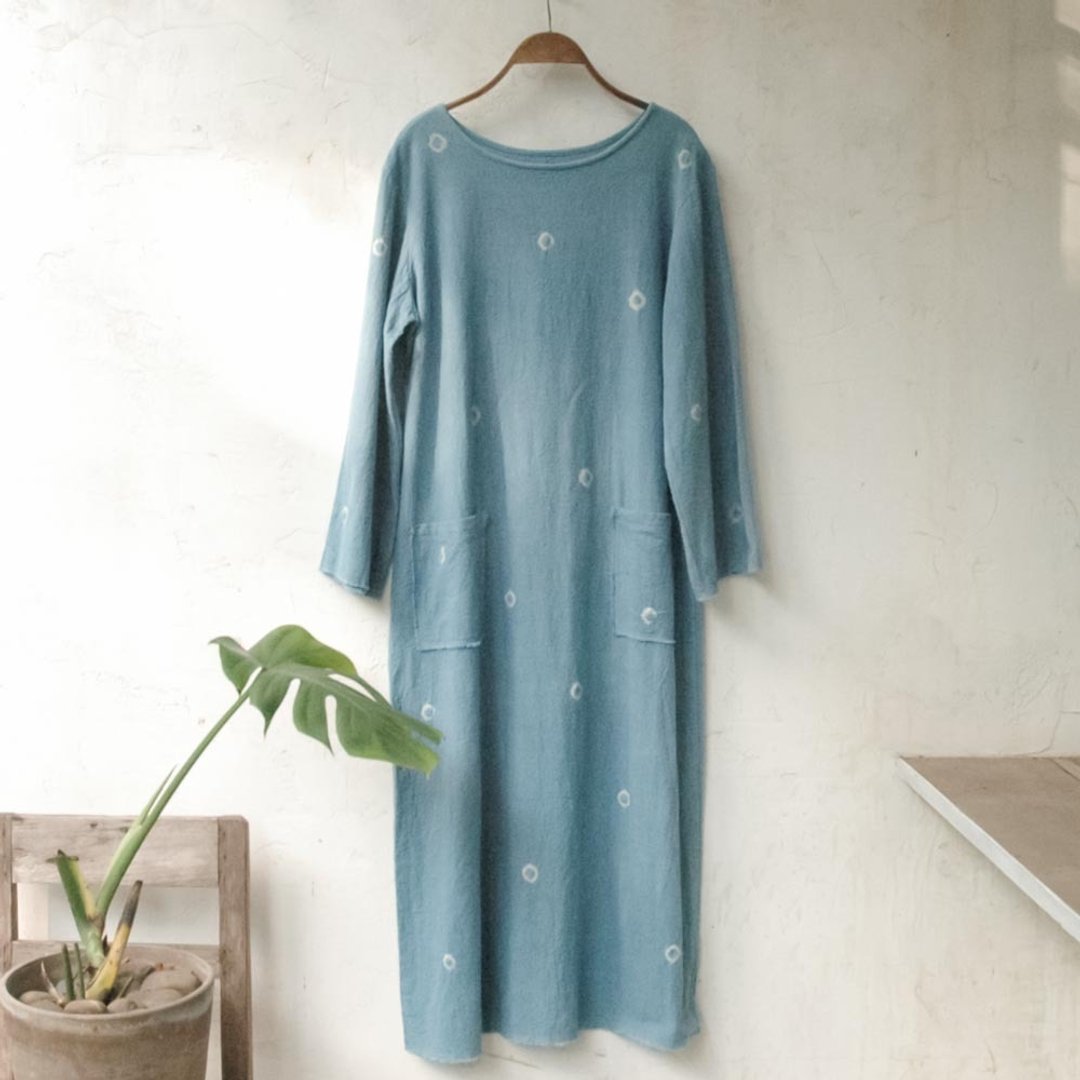 Unwind Dress Dot Dot Dot | INDIGO dyed soft cotton | - 洋装/连衣裙 - 棉 蓝色