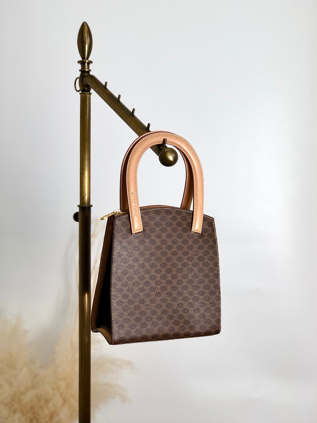 【 日本直送 名牌中古包 】CELINE  સેલિનિ 马卡龙手提包 棕色 Logo PVC皮革 托特包 vintage 旧款 2fxfg6 - 手提包/手提袋 - 防水材质 咖啡色