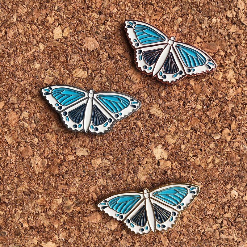 英国寄出 蝴蝶襟章 - 徽章/别针 - 其他金属 金色