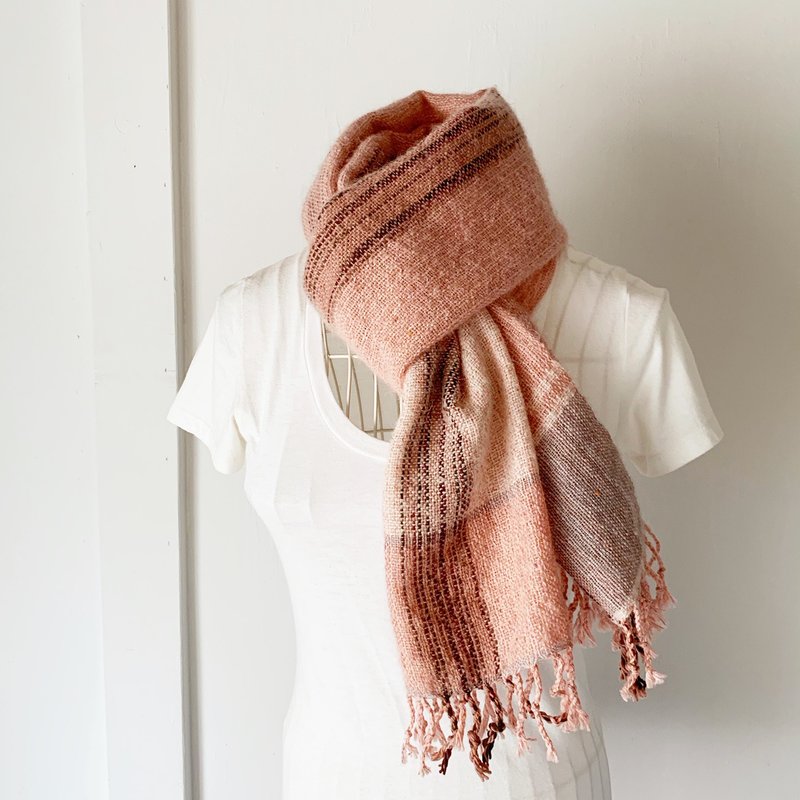 Unisex handwoven scarf Pink and White Mix 2 - 围巾/披肩 - 羊毛 粉红色