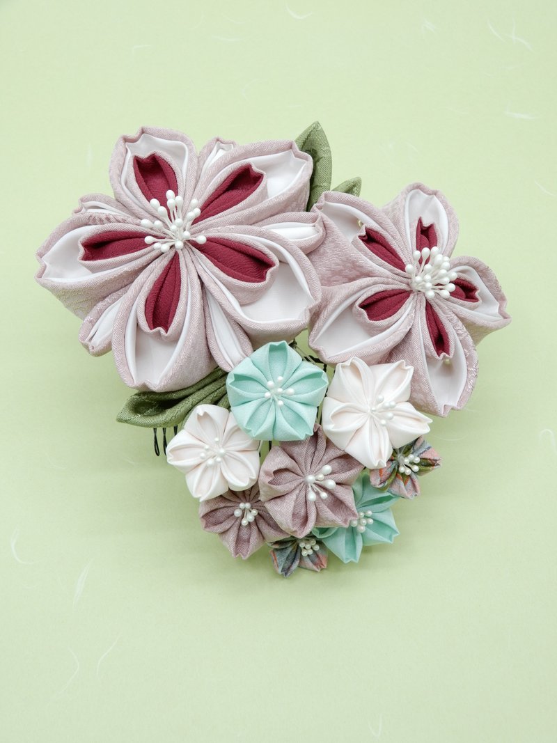 [New color] Knob work A large cherry blossom hair accessory [Sakuyahime / Purple Blue] - 发饰 - 丝．绢 紫色