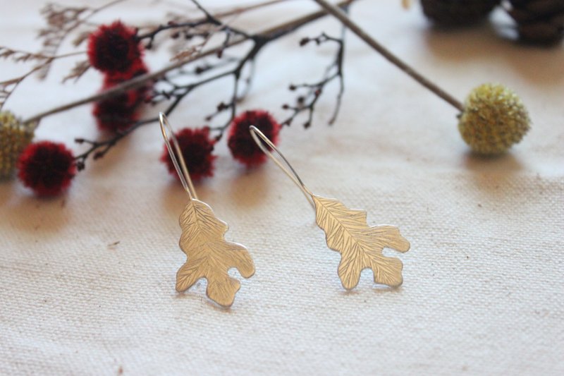 交换礼物【叶子系列-橡树】纯银耳勾 设计师手作商品 - 耳环/耳夹 - 纯银 银色