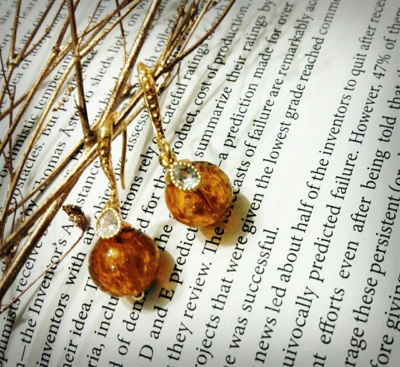 枫*  手工金沙琉璃 香氛 精油 耳环  轻珠宝 - 香薰/精油/线香 - 琉璃 橘色