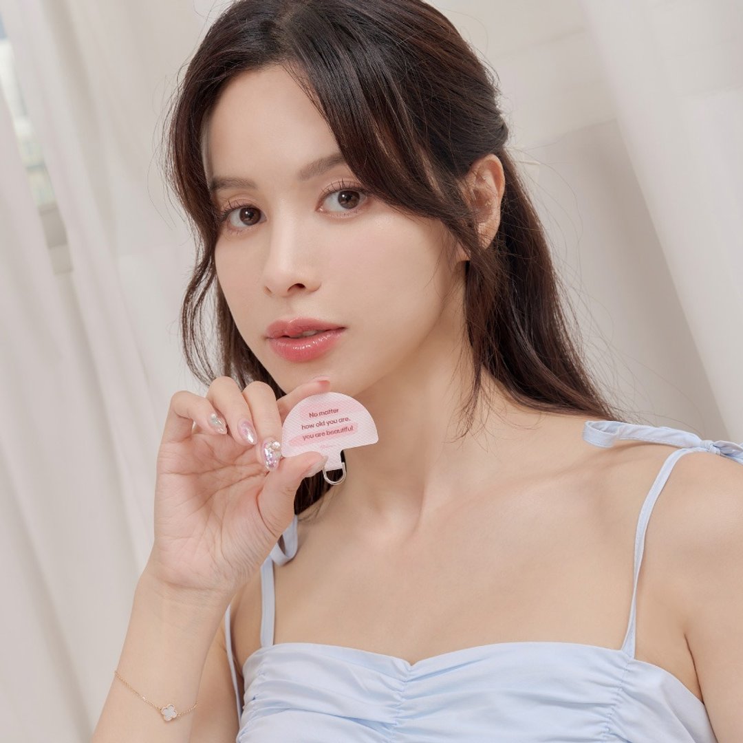 Nikki联名Self-Love手机挂片/夹片 - 手机配件 - 塑料 透明