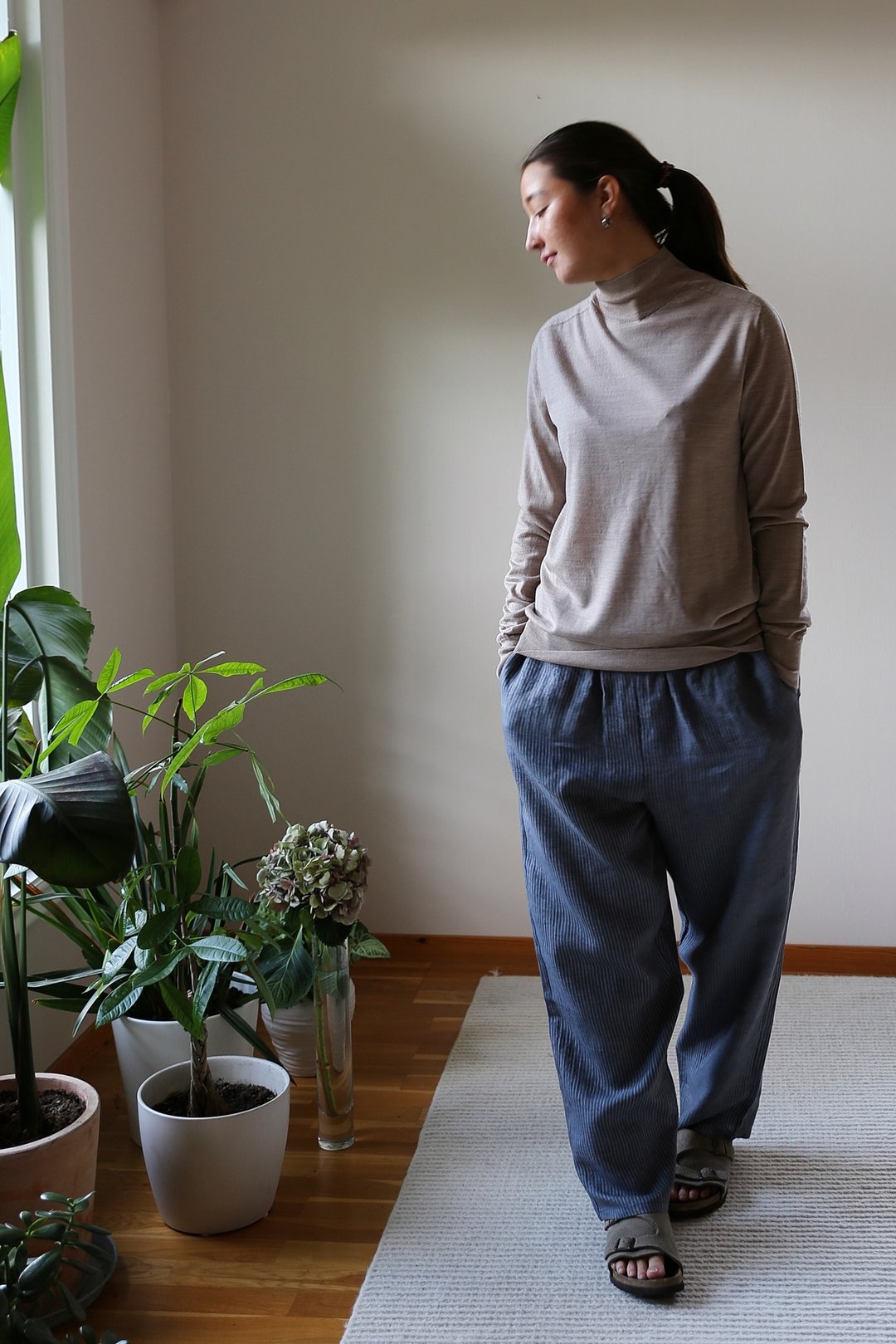 驼米色 美丽诺全羊毛丝滑半高领驼米色羊毛衫 - 女装针织衫/毛衣 - 羊毛 