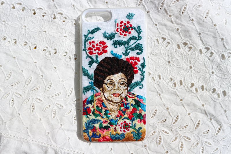 PORTRAIT Over the Bloom - 手机壳/手机套 - 绣线 