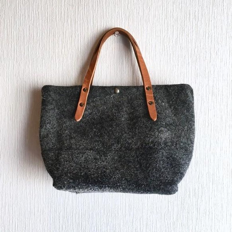 [Genuine leather] Switching tote bag between Angola velor and extra-thick oil velor [Charcoal gray] - 手提包/手提袋 - 真皮 灰色