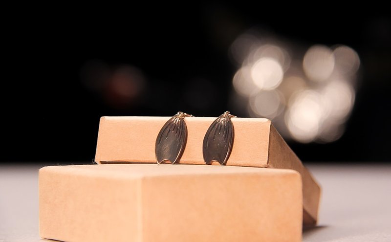 樱花办耳环 | Sakura Petal | 925 纯银 - 耳环/耳夹 - 纯银 银色