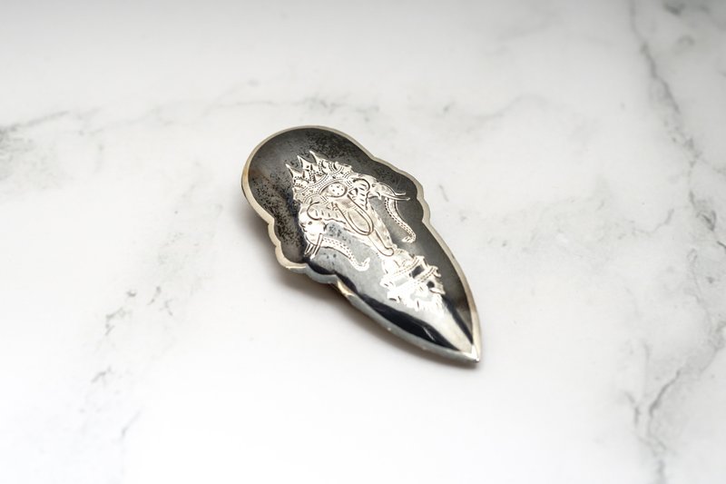 【古董饰品/西洋老件】VINTAGE老式涅罗制925银大象古着丝巾夹 - 胸针 - 其他金属 黑色