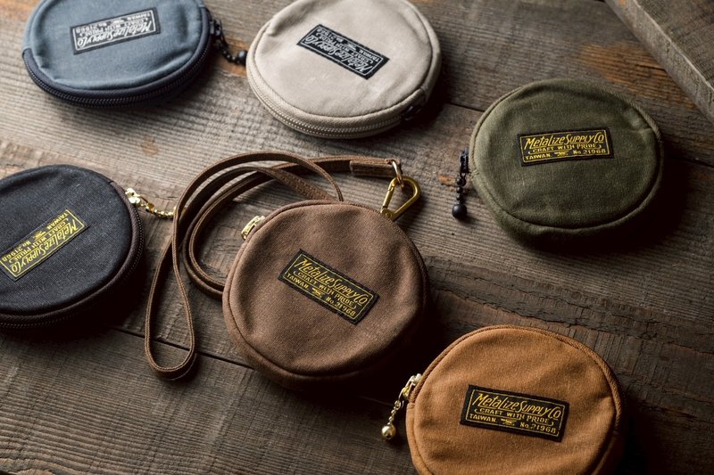 颈挂复古上蜡帆布小圆小物包/六色 - 零钱包 - 其他材质 