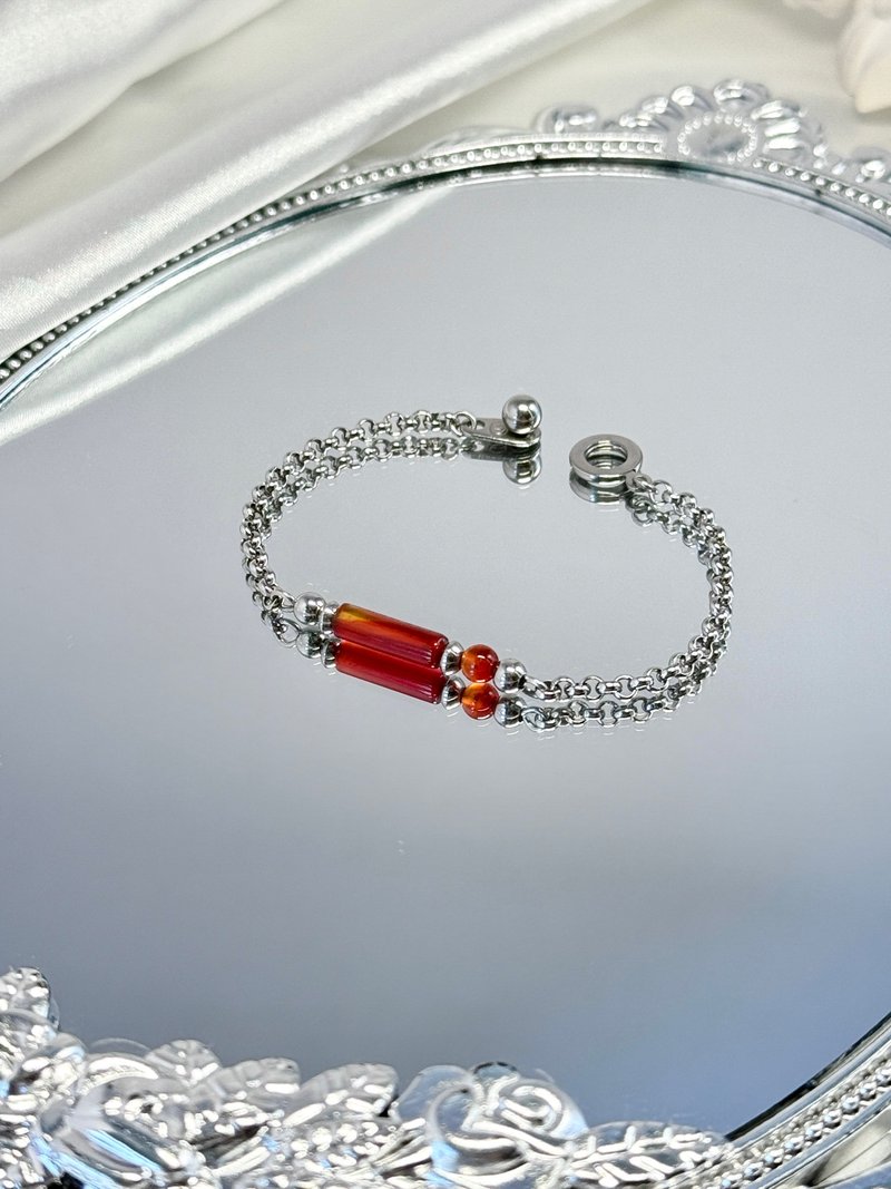 True Love 红玛瑙好运手链 - 医疗钢配饰/天然石/红玛瑙 - 手链/手环 - 水晶 红色