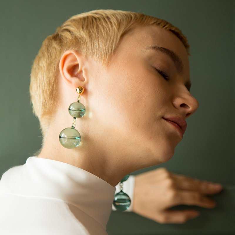 天堂之礼 | 伊甸绿时尚 垂坠式耳环 - 耳环/耳夹 - 玻璃 绿色