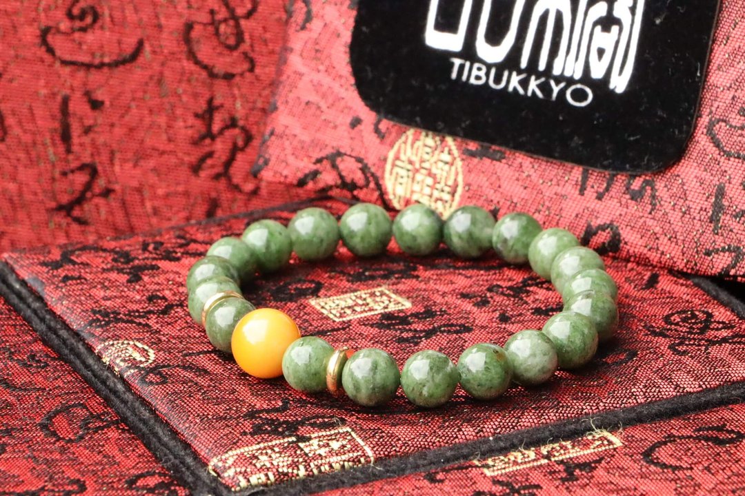 原矿天然绿黝帘石手珠 12mm 缅甸黄玉隔珠 定制化串珠设计 手链 - 手链/手环 - 半宝石 
