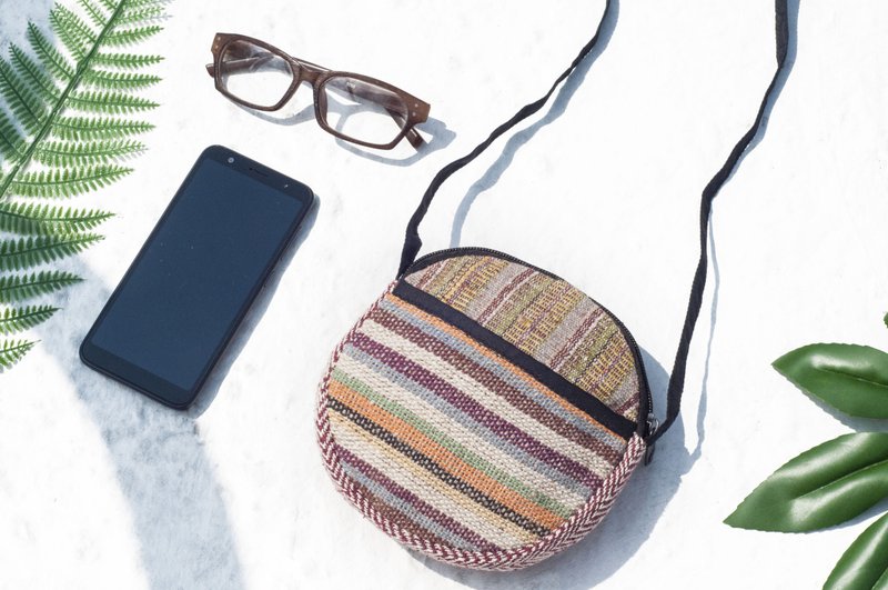 天然棉麻钩织轻便包/斜背包/侧背包/肩背包/购物袋/圆形侧背-彩虹 - 侧背包/斜挎包 - 棉．麻 多色