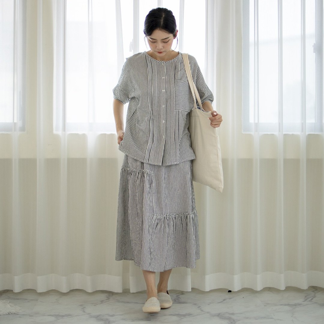 【Simply Yours】棉质亲肤简约条纹衫 黑色 F - 女装 T 恤 - 棉．麻 黑色