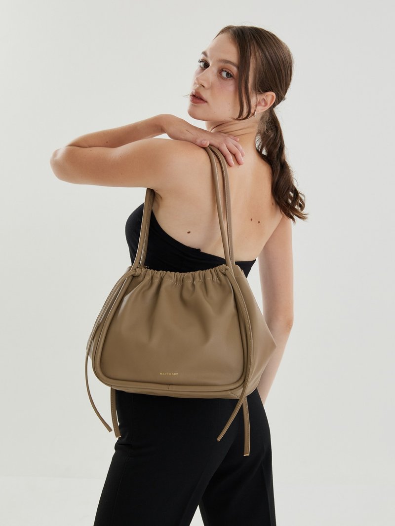 NEW Marroque Papillon Tote Bag, in Walnut. - 手提包/手提袋 - 真皮 卡其色