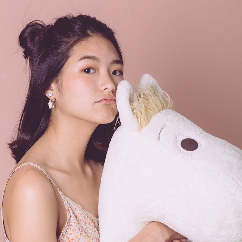 Hanging Earring - Snorkmaiden Characters - 耳环/耳夹 - 其他金属 白色