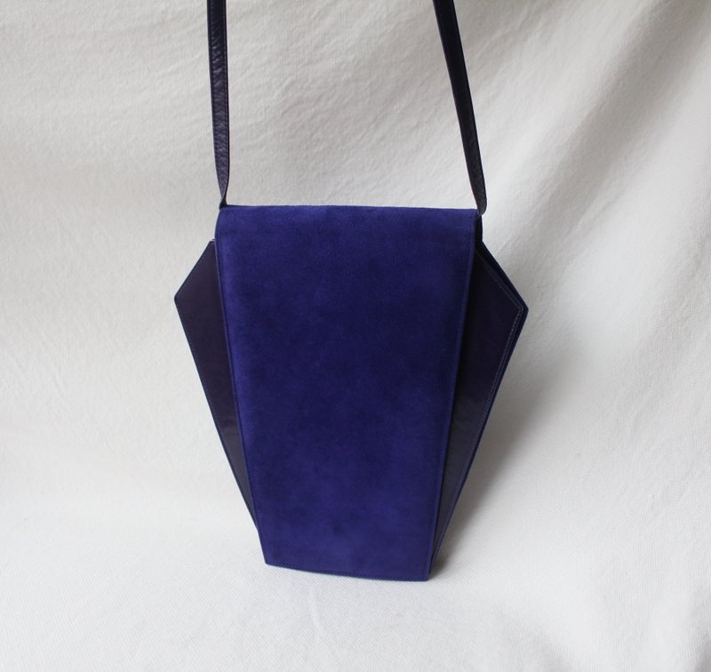 FOAK古着 Charles Jourdan宝蓝麂皮六角古董包 - 侧背包/斜挎包 - 真皮 