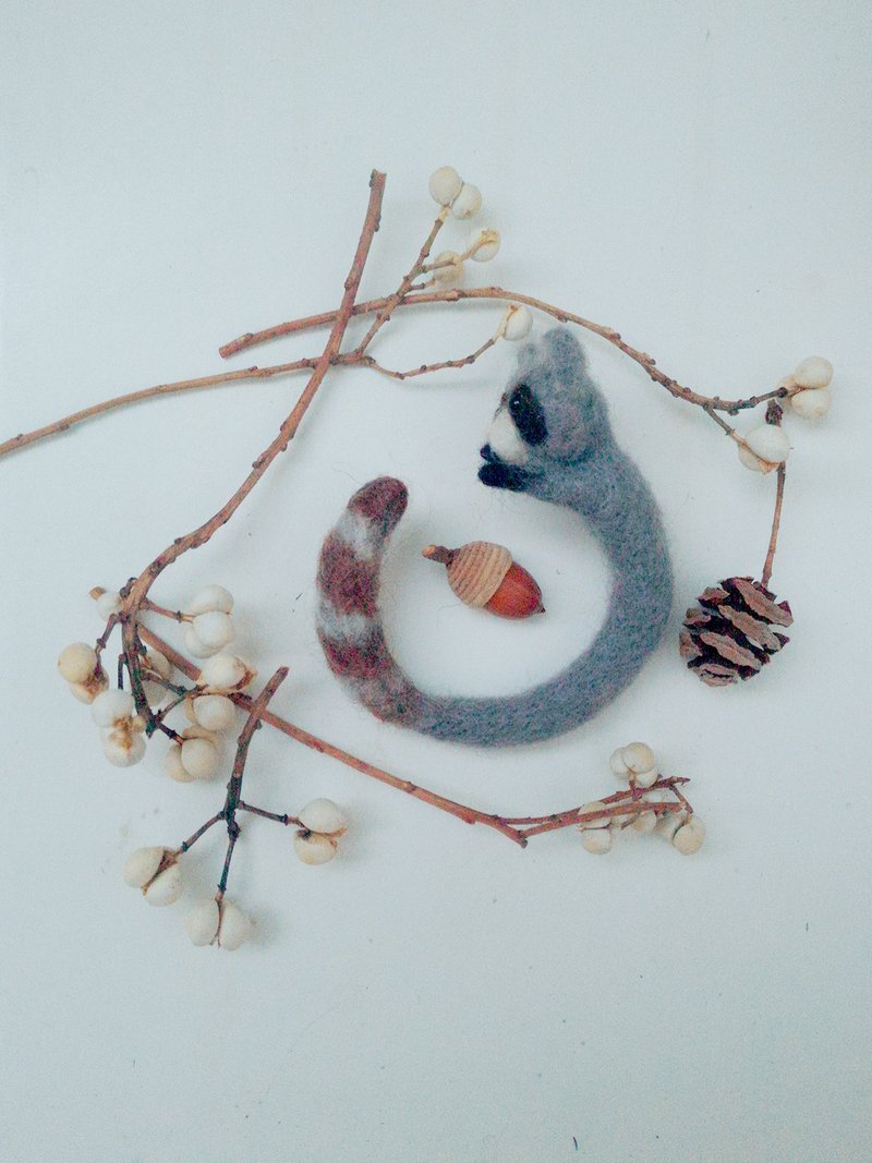 羊毛 · [带我一起出去玩] 小浣熊诚实手环 Little Coon - 手链/手环 - 羊毛 灰色