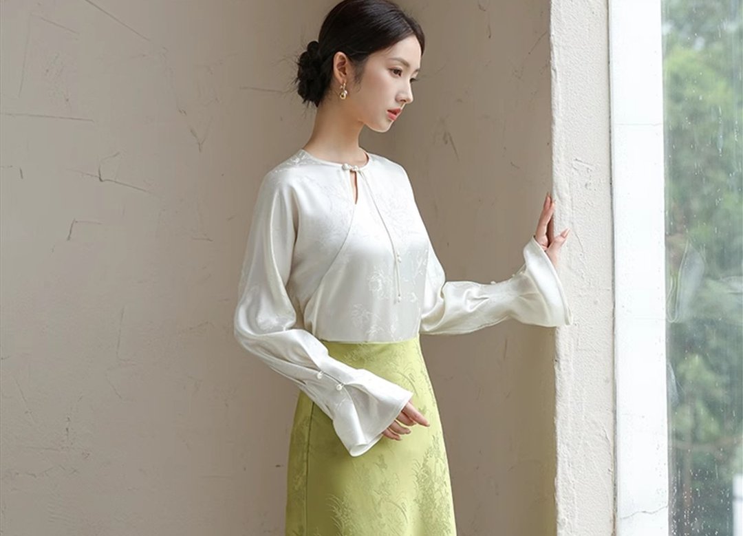 新中式中国风 茶服暗纹提花寬鬆醋酸 上衣/半裙 - 女装上衣 - 丝．绢 白色