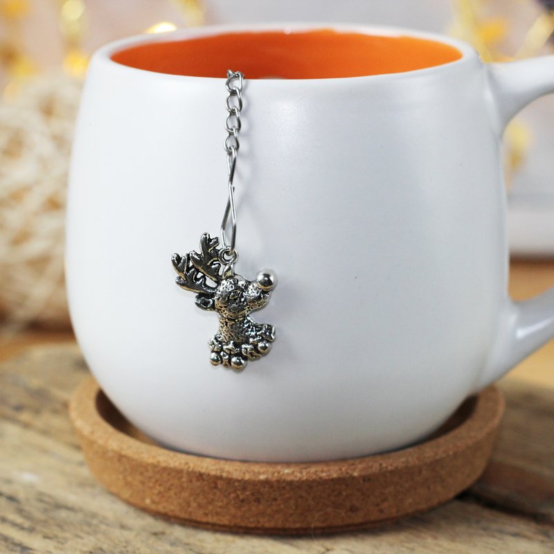Christmas deer tea strainer for herbal tea, Tea infuser with deer charm - 茶具/茶杯 - 不锈钢 银色