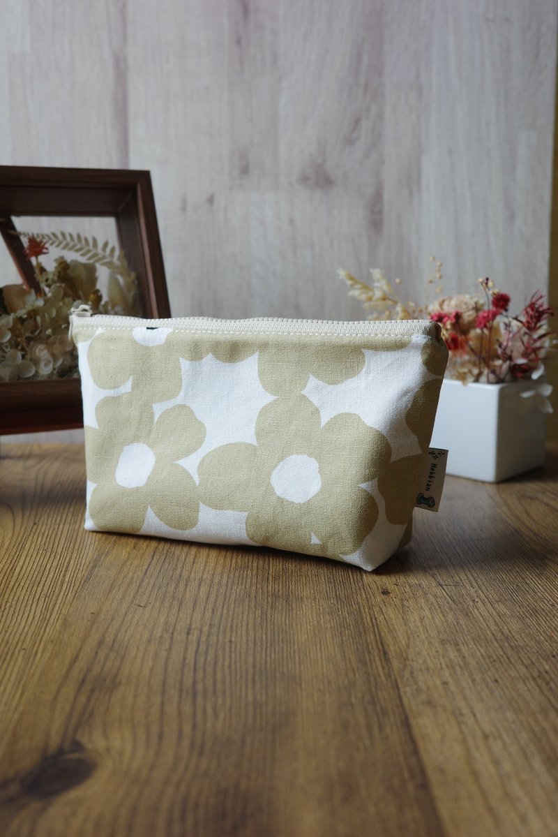 卡其花 - 化妆包 万用包 收纳袋  | 海柏手作 - 化妆包/杂物包 - 棉．麻 
