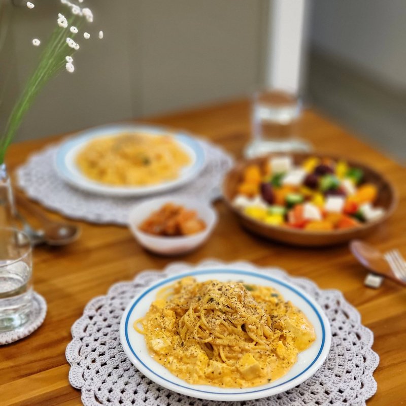 鈎针餐垫 / 手工钩针编织餐垫 - 餐垫/桌巾 - 棉．麻 