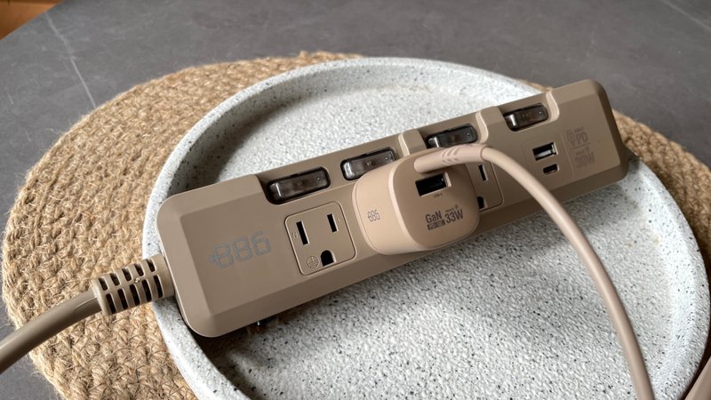 +886 极Hai GaN氮化镓 2孔快充充电器+USB-C to Type C 快充组 - 手机配件 - 其他材质 绿色