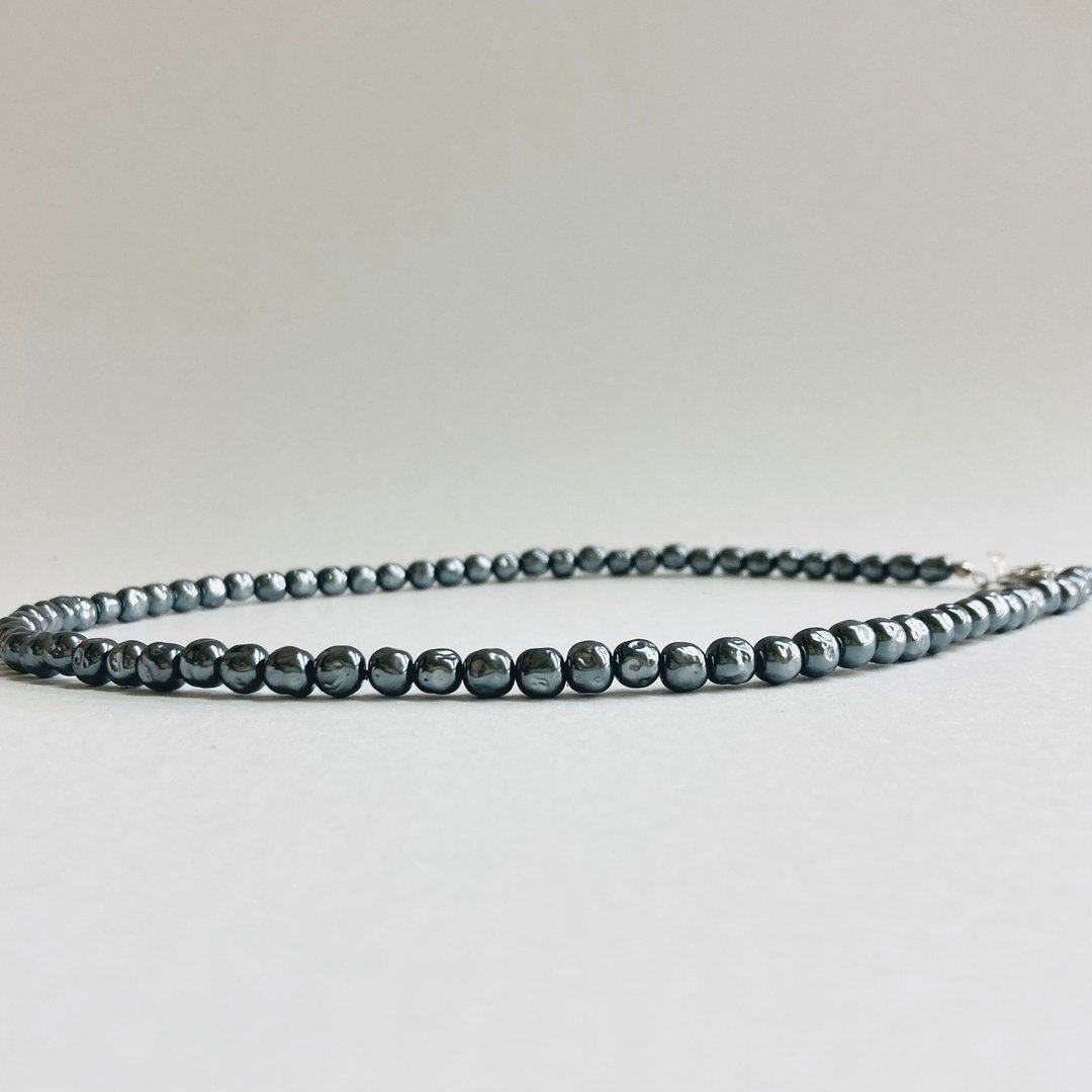 玻璃巴洛克珍珠项链 M / 约 6mm / 约 45cm / 枪灰色 / made in japan - 项链 - 玻璃 黑色