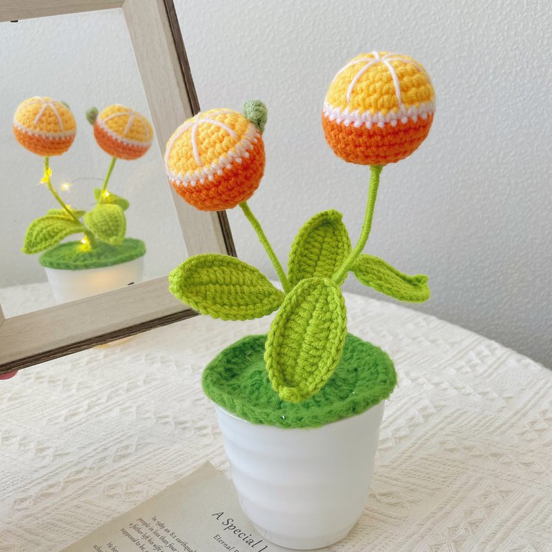 手作钩织招财橘子盆栽 - 干燥花/捧花 - 棉．麻 紫色