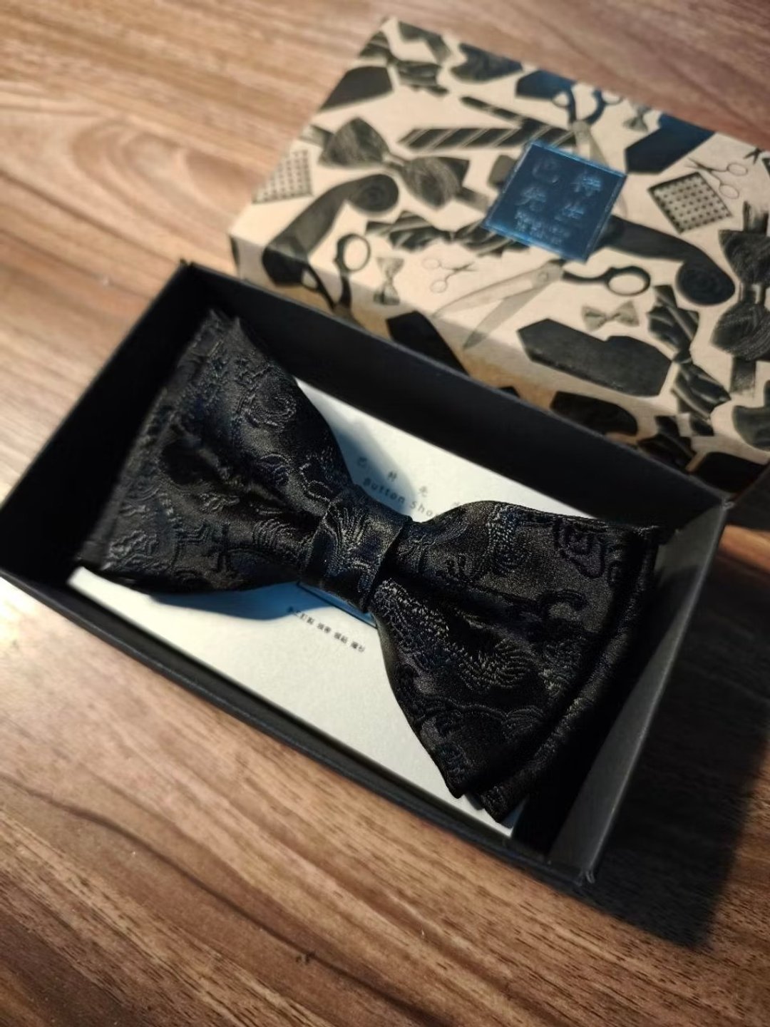花与龙纹 蚕丝 领结 Bow ties - 领结/领巾 - 丝．绢 黑色