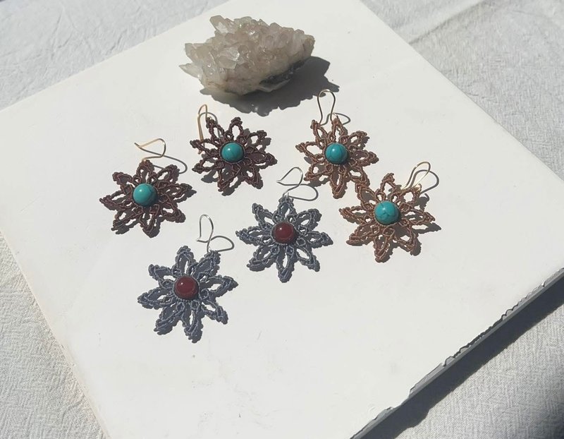 **绿松花语** • 手编耳环•优惠中• - 耳环/耳夹 - 宝石 咖啡色