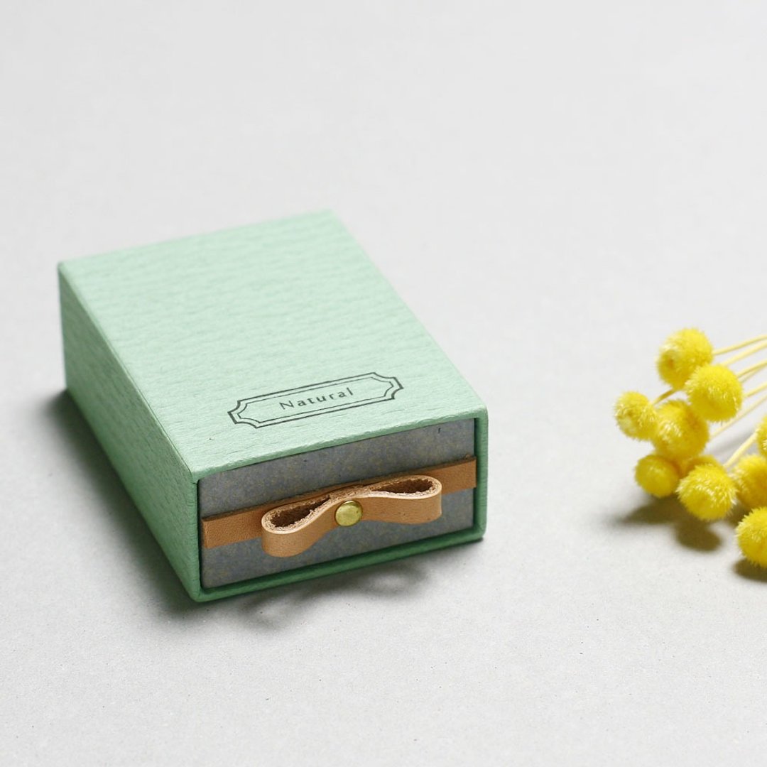 Natuarl // Mint) Sliding Box Leather ribbon A small box that conveys your feelings - 包装材料 - 纸 绿色