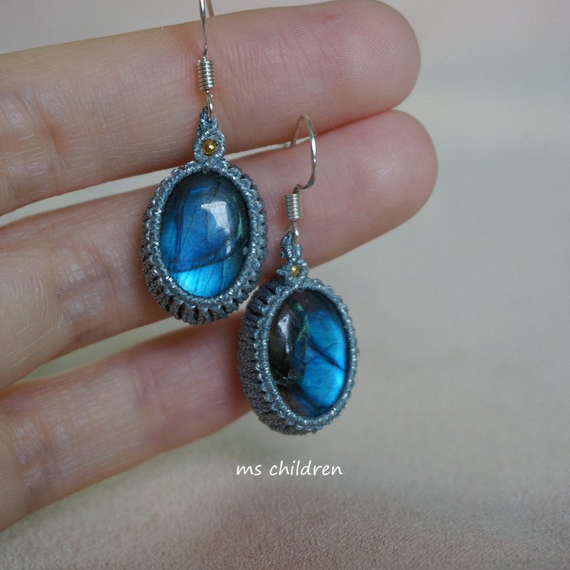 MS CHILDREN 原創設計 藍光拉長石耳環 - 耳环/耳夹 - 半宝石 