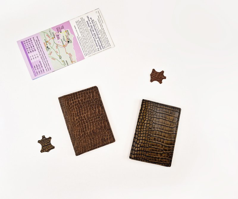 皮革护照套夹皮夹，送给男士、女士的手工礼物 - 护照夹/护照套 - 真皮 