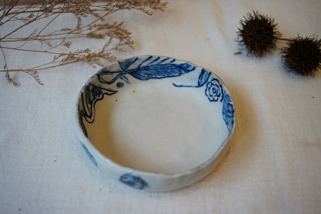 手捏粉引圆皿 植粹  Ø12cm 浅钵 酱料碟  点心盘 饰品盘 向付 - 盘子/餐盘/盘架 - 陶 蓝色