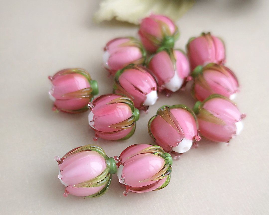 Pink Flower Glass Beads, 1 pcs Unique Handmade Lampwork Glass Flowers - 陶艺 - 玻璃 粉红色