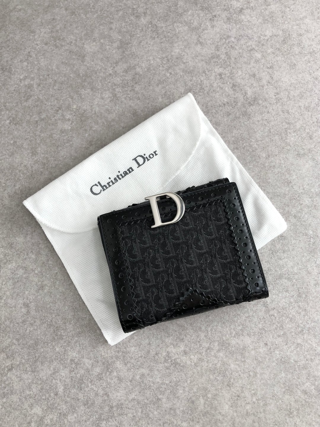 [日本直送，全新二手包包] Christian Dior Street Chic钱包，黑提花双折钱包(V8CFSW) - 皮夹/钱包 - 棉 黑色