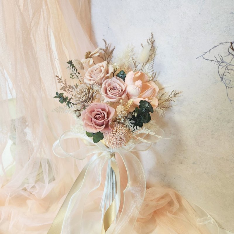 韩式永生小捧花 奶茶粉色系 - 干燥花/捧花 - 植物．花 粉红色