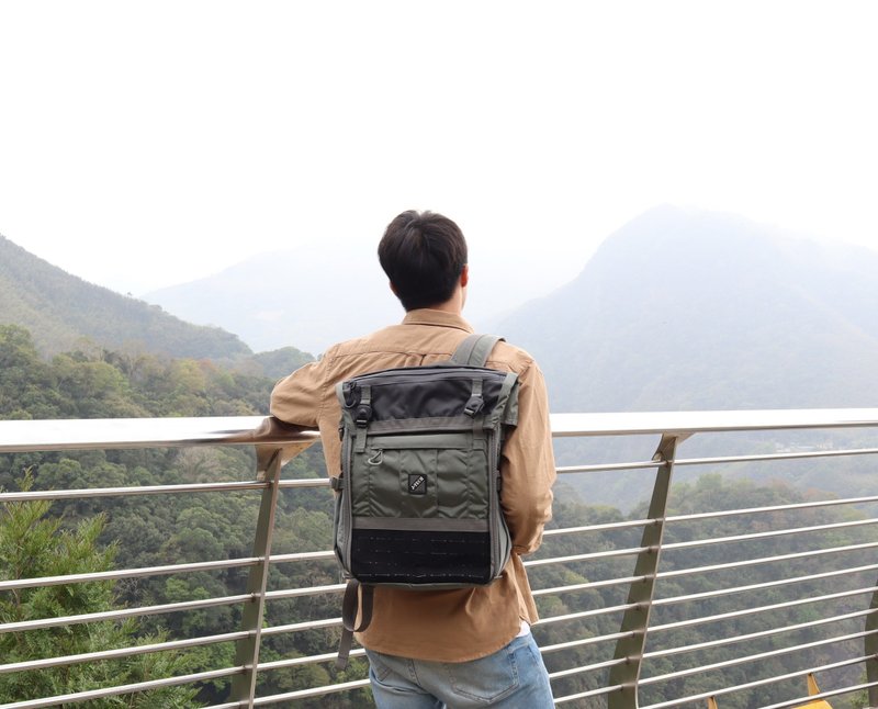 MIT 防泼水 多功能笔电包 书包 登山包 旅行包【共二色 - 现货】 - 电脑包 - 尼龙 灰色