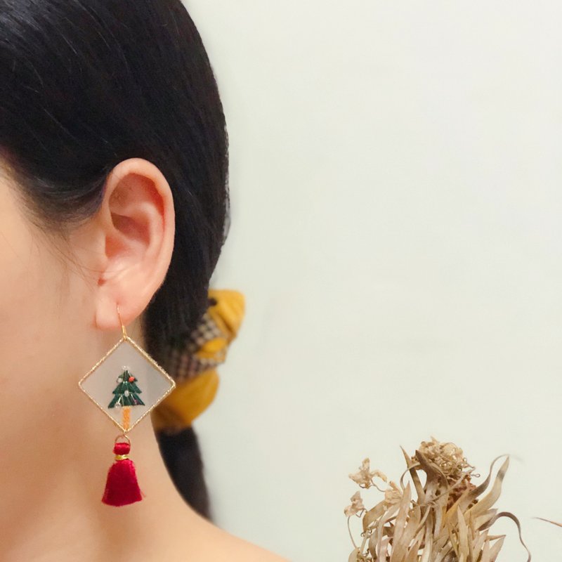 元森手作纯手工双面刺绣 耳饰 圣诞树耳环 - 耳环/耳夹 - 玫瑰金 绿色