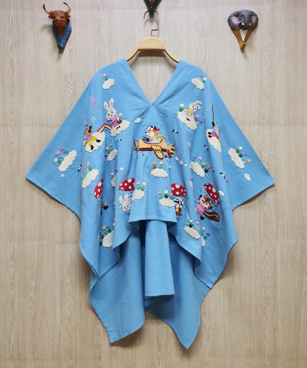 可爱手绣雨披-棉-狐、兔、松鼠、花、云 - 女装上衣 - 绣线 蓝色